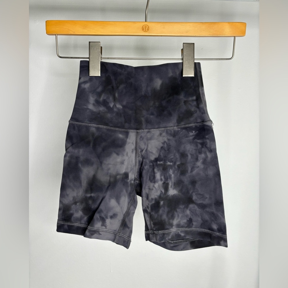 lululemon Align™ High-Rise Short 6"